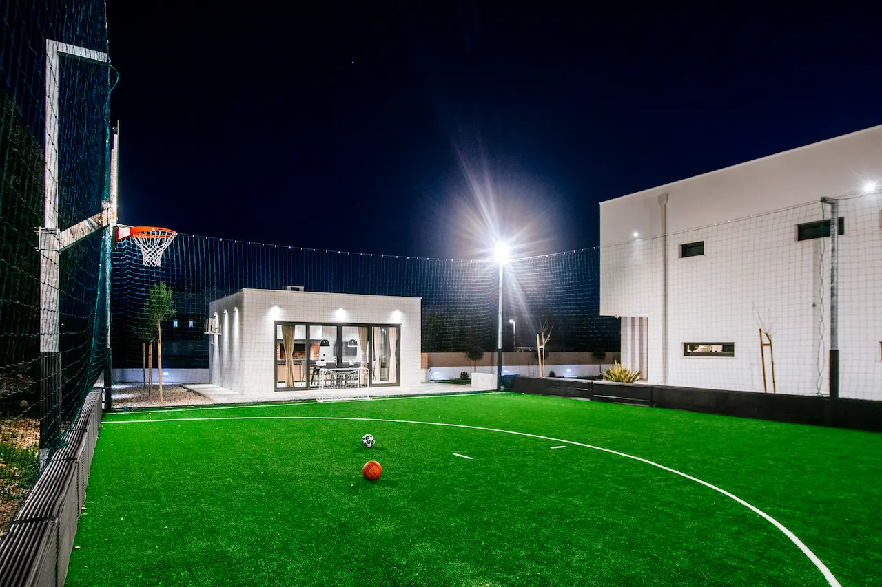 Ultraluxury Villa Orbis Vitae - Boiska do piłki nożnej i koszykówki