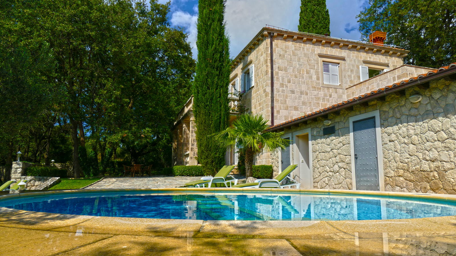 Luxury Villa T&K Heritage with Swimming Pool