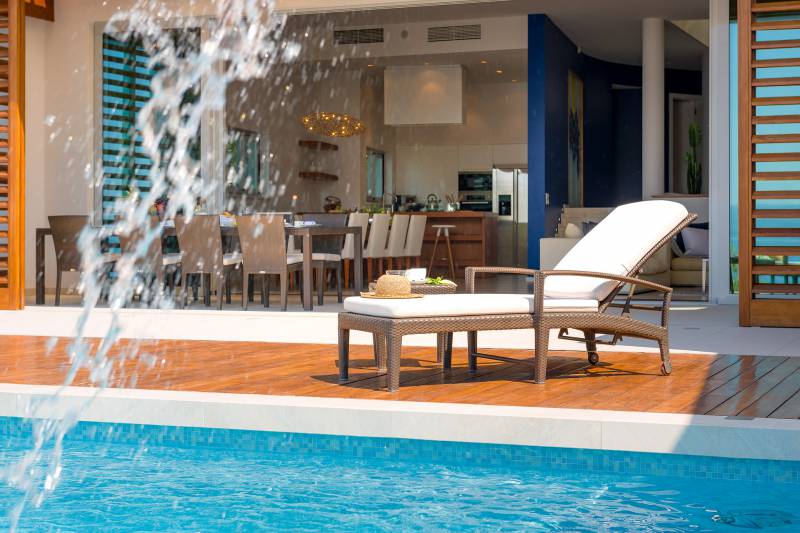 Beachfront Villa Gloria Grande with Pool Makarska