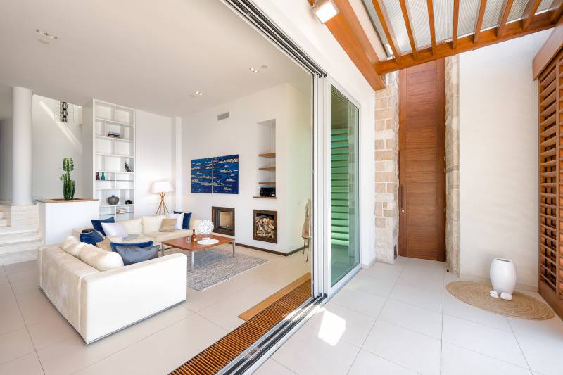 Beachfront Villa Gloria Grande with Pool Makarska