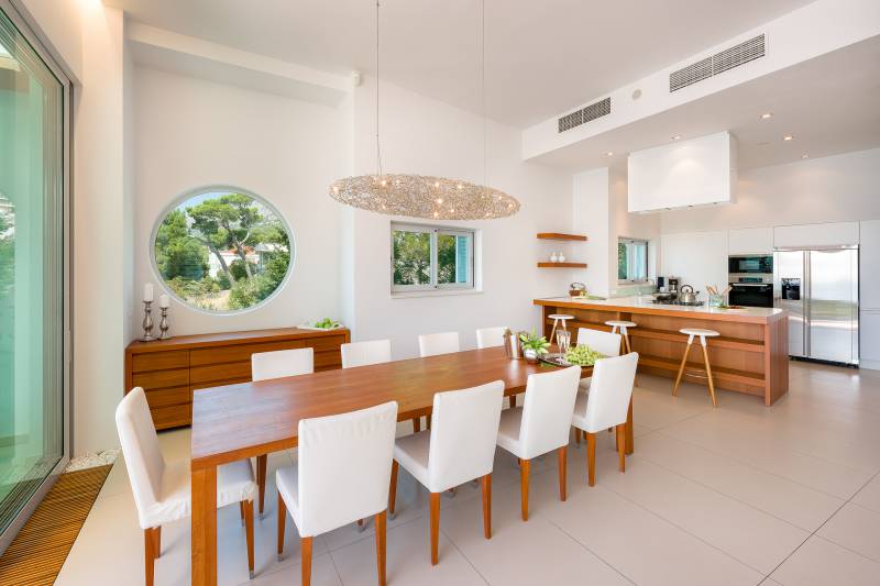 Beachfront Villa Gloria Grande with Pool Makarska