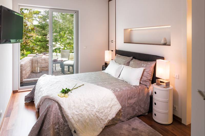 Beachfront Villa Gloria Grande with Pool Makarska