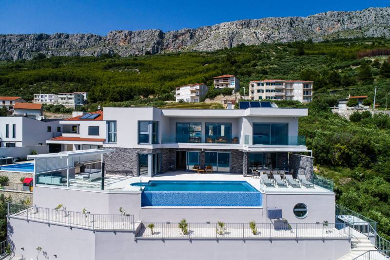 Luxusvilla Glamour mit beheiztem Pool Split