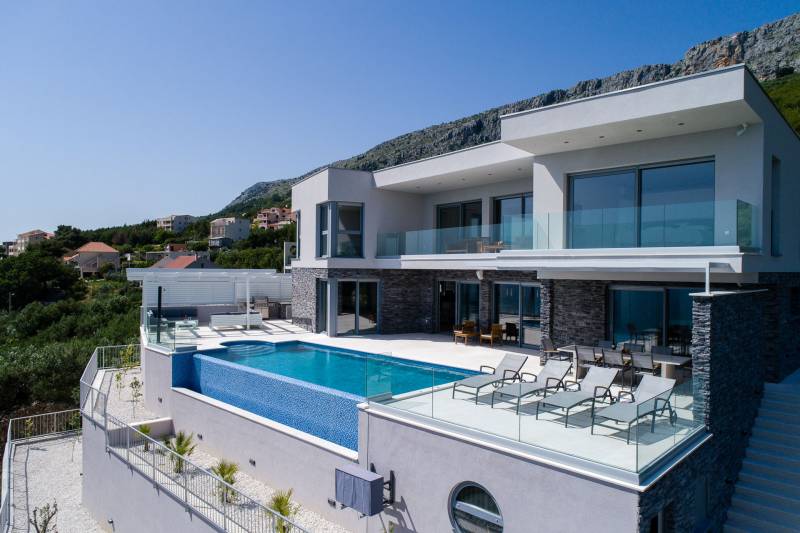 Luxusvilla Glamour mit beheiztem Pool Split