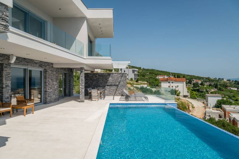 Luxusvilla Glamour mit beheiztem Pool Split