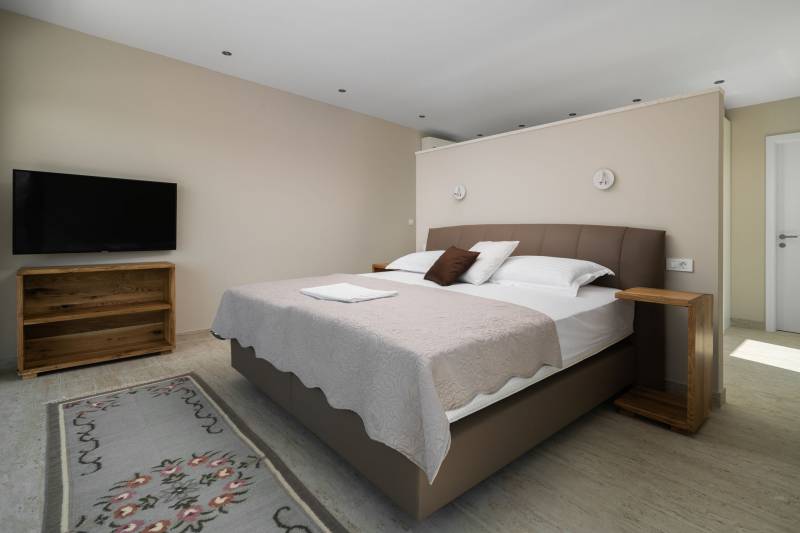 Luxusvilla Glamour mit beheiztem Pool Split