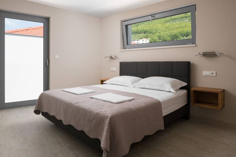 Luxusvilla Glamour mit beheiztem Pool Split