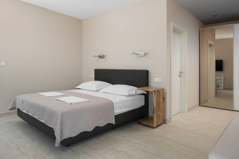 Luxusvilla Glamour mit beheiztem Pool Split