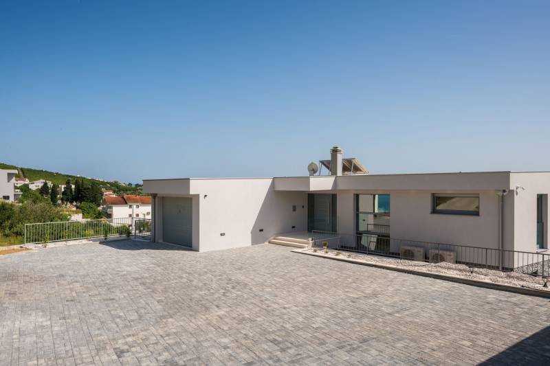 Luxusvilla Glamour mit beheiztem Pool Split