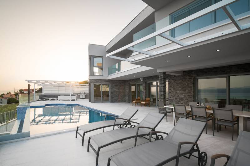 Luxusvilla Glamour mit beheiztem Pool Split