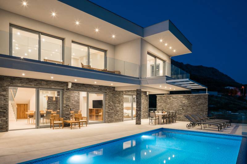 Luxusvilla Glamour mit beheiztem Pool Split