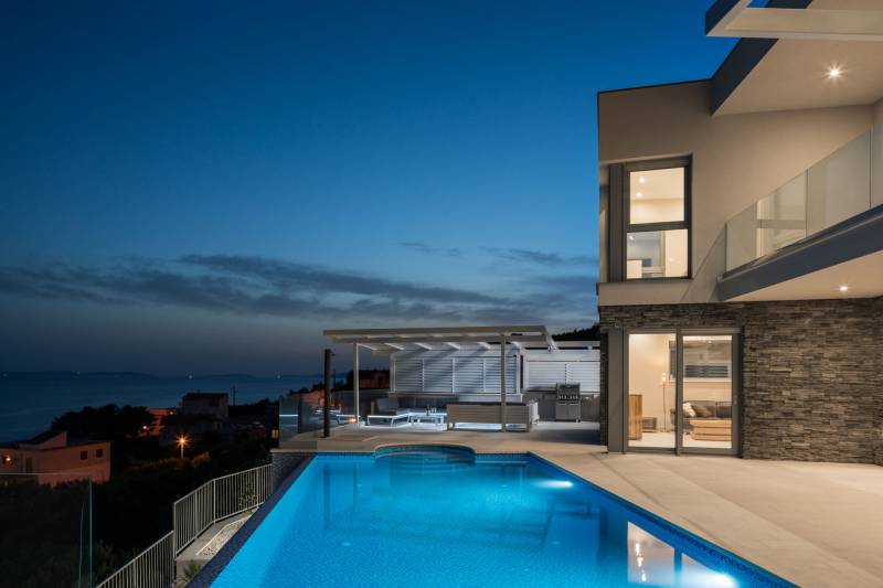 Luxusvilla Glamour mit beheiztem Pool Split