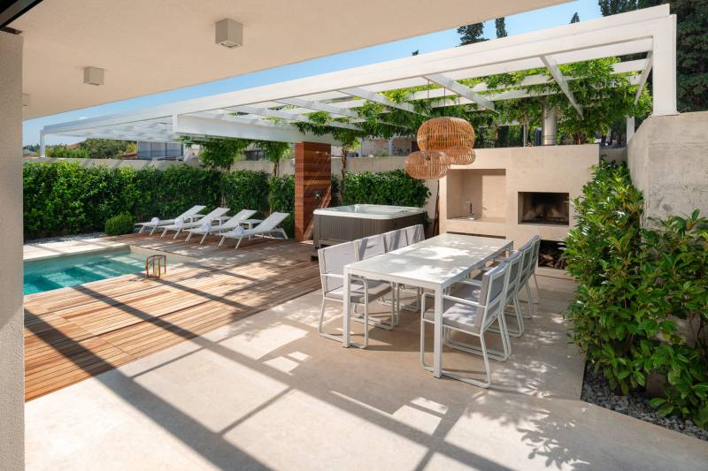 Luxury Villa Dominus with Swimming Pool Brač