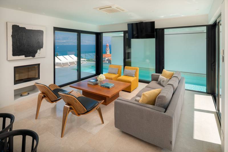 Luxury Villa Dominus with Swimming Pool Brač