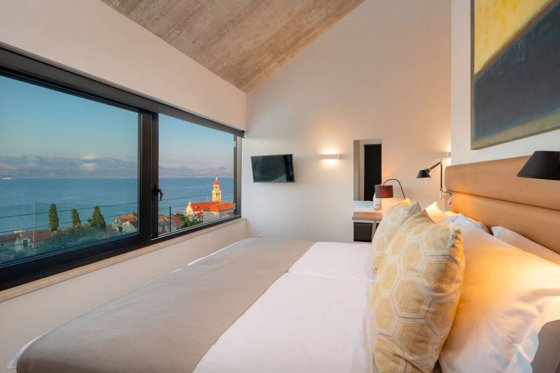 Luxury Villa Dominus with Swimming Pool Brač