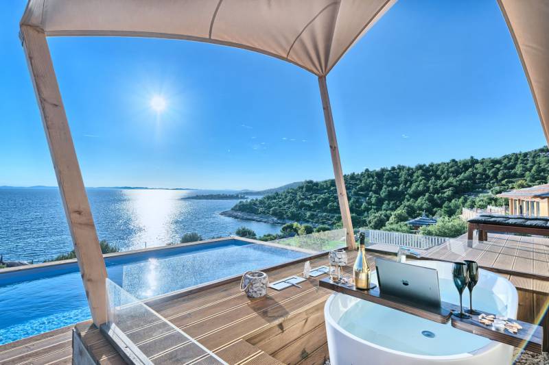 Luxury Glamp New Horizons I Murter