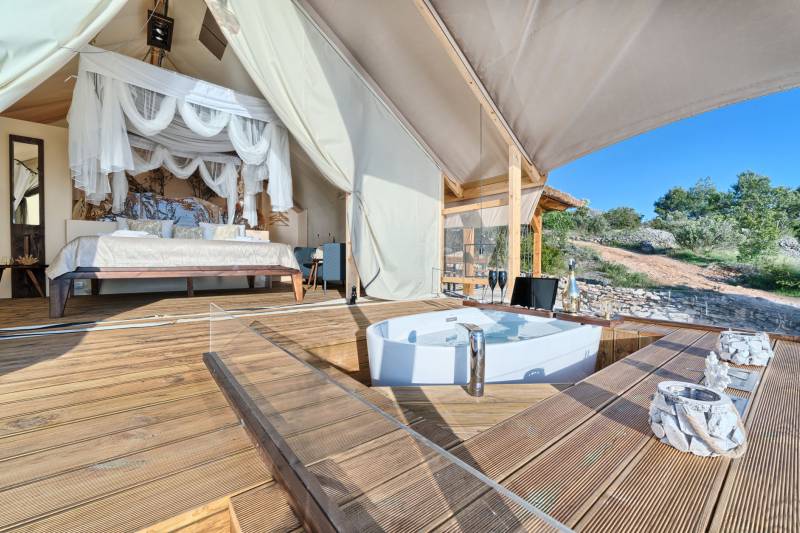 Luxury Glamp New Horizons I Murter