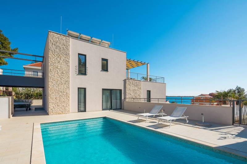 Luxury Villa Juliet with Heated Pool Brač