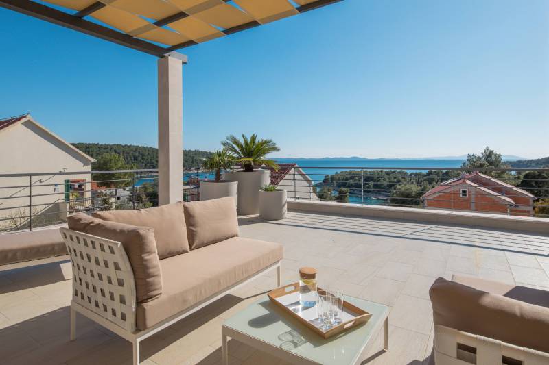 Luxury Villa Juliet with Heated Pool Brač