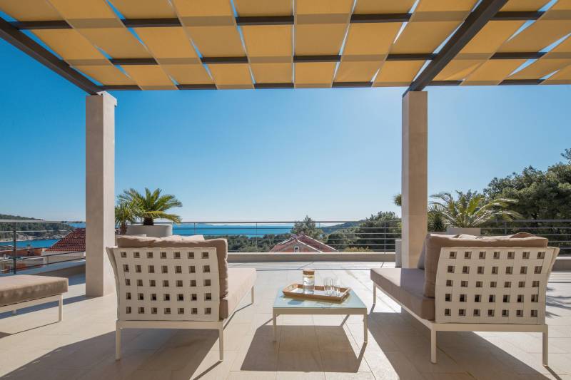 Luxury Villa Juliet with Heated Pool Brač