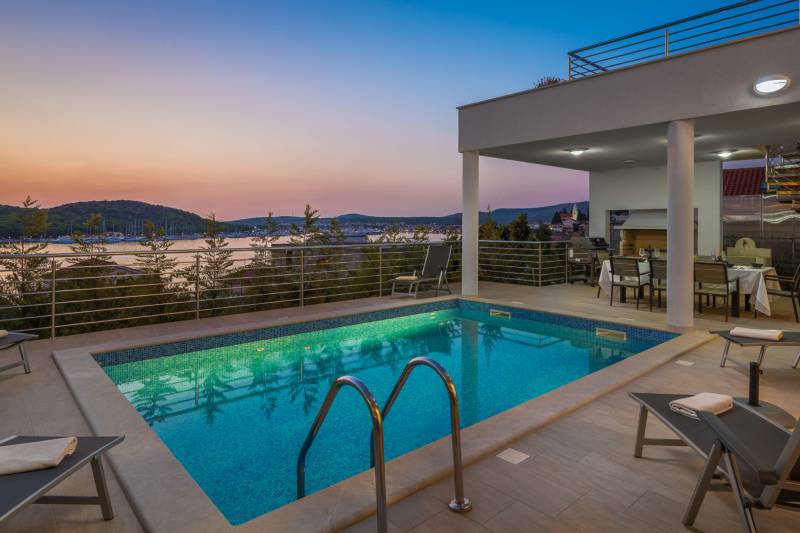 Luxury Villa Jasmin with Pool