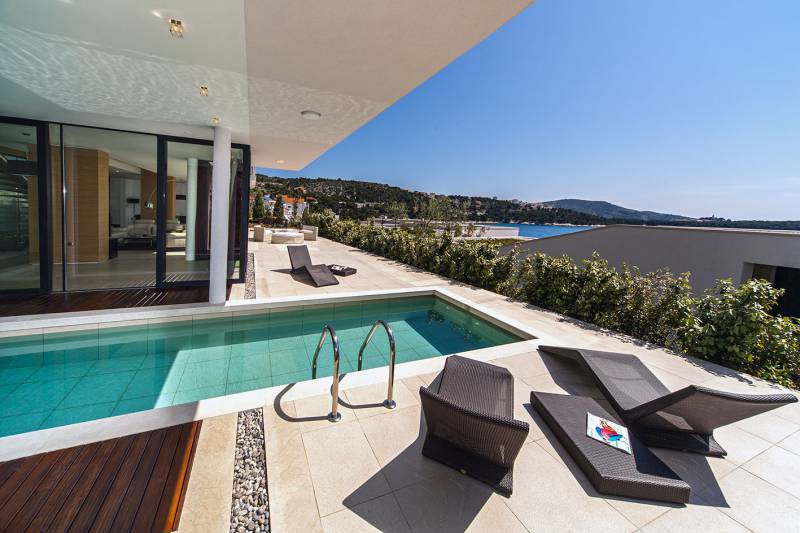 Luxury Residence Ocean Dream V with Pool in Primosten near Sibenik