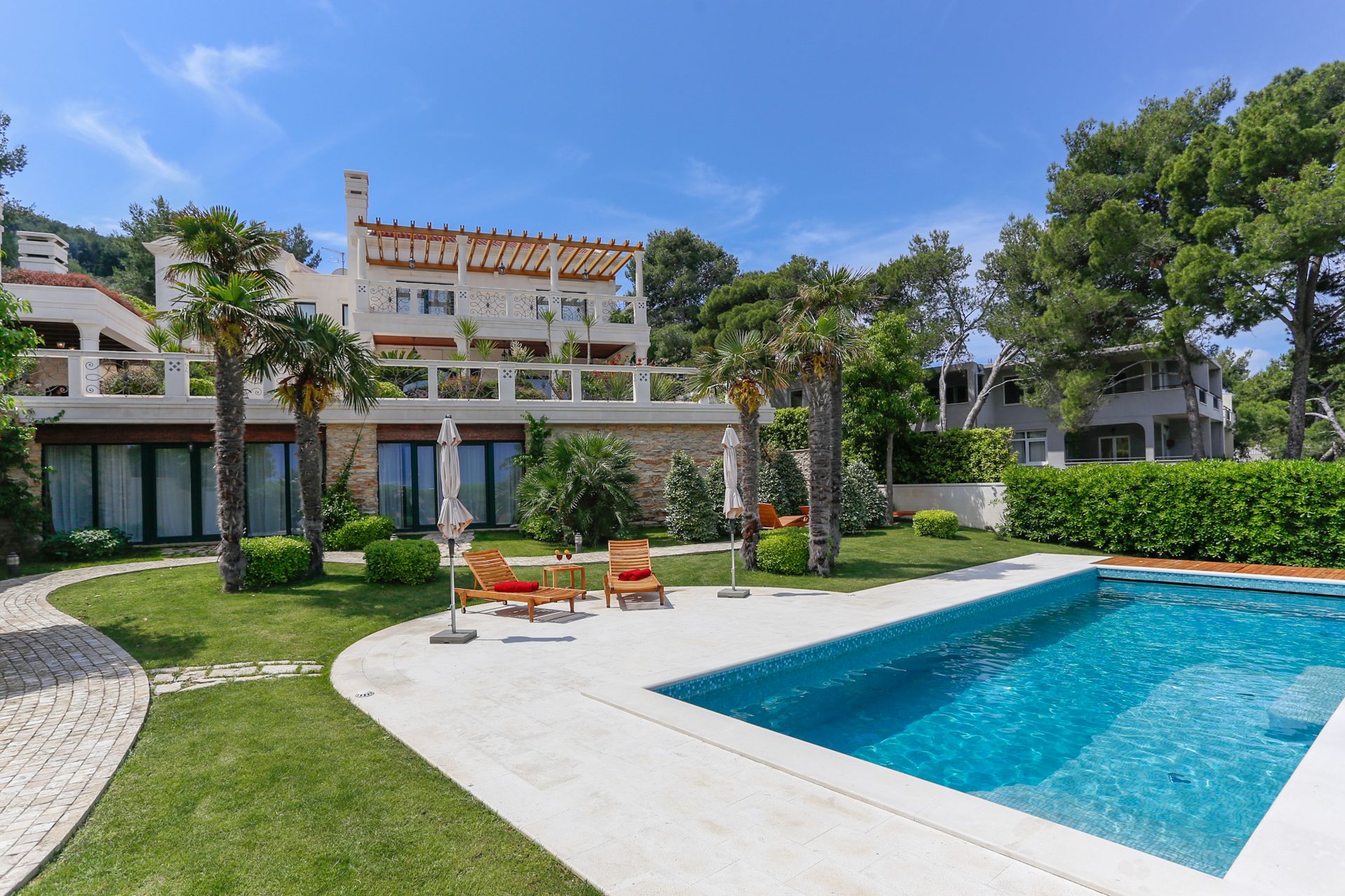 Luxury Villa Tragurium Prestige with Pool