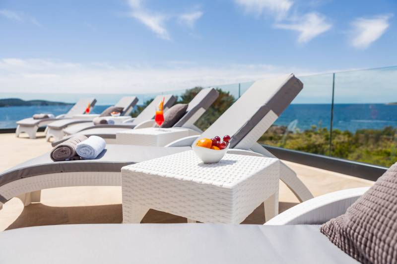 Beachfront Villa Modena with Pool Korčula