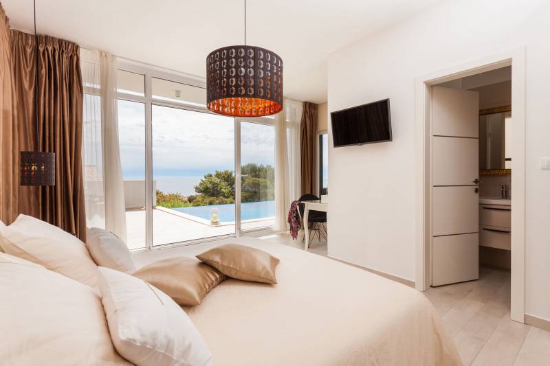 Beachfront Villa Modena with Pool Korčula