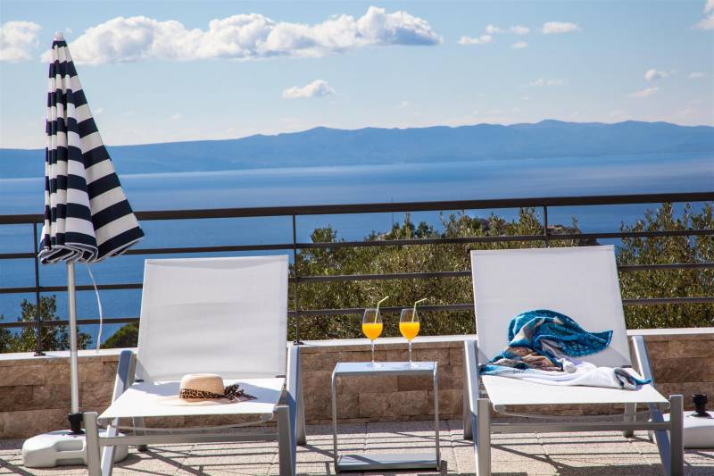 Luksusowa Willa Blue Silk z Basenem Makarska