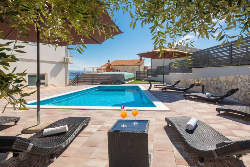 Vila Navigare s Bazenom Split