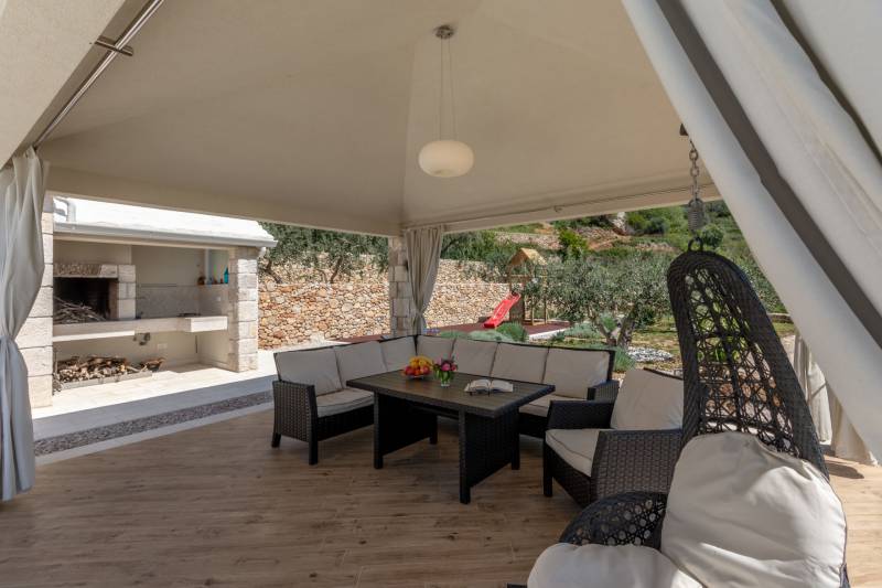 Deluxe Villa Purple Rain med Basseng Brač