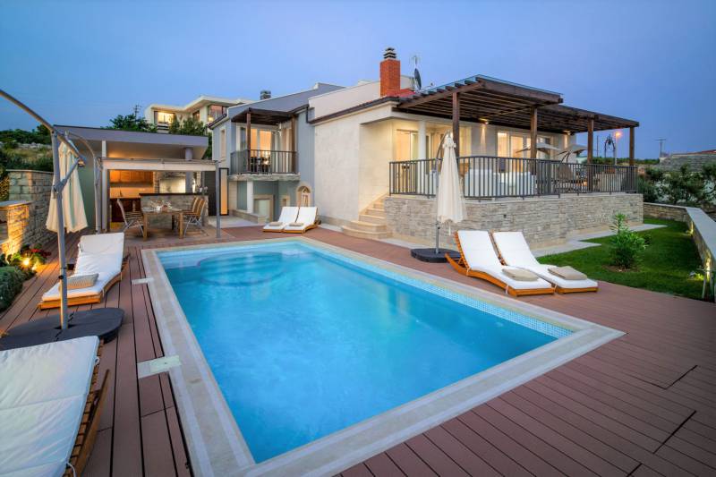 Villa Blue Lagoon with Pool in Primosten
