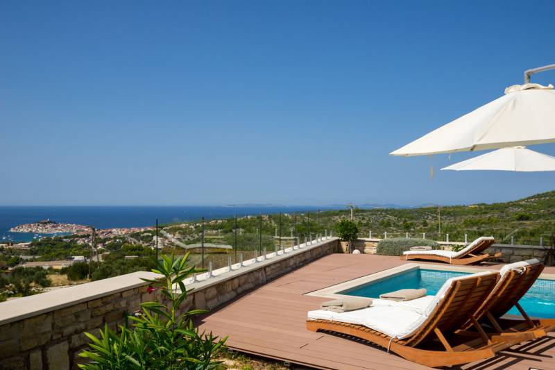 Villa Blue Lagoon with Swimming Pool Primošten