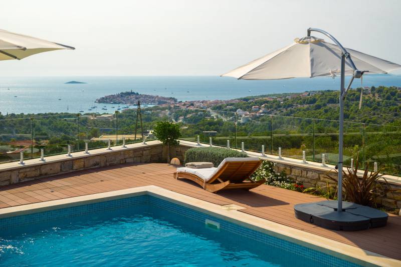 Villa Blue Lagoon with Swimming Pool Primošten