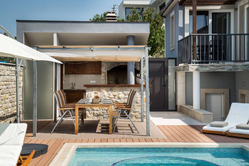 Villa Blue Lagoon with Swimming Pool Primošten