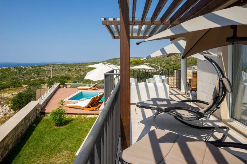Villa Blue Lagoon with Swimming Pool Primošten