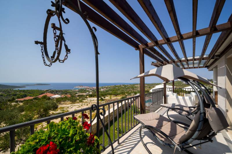 Villa Blue Lagoon with Swimming Pool Primošten