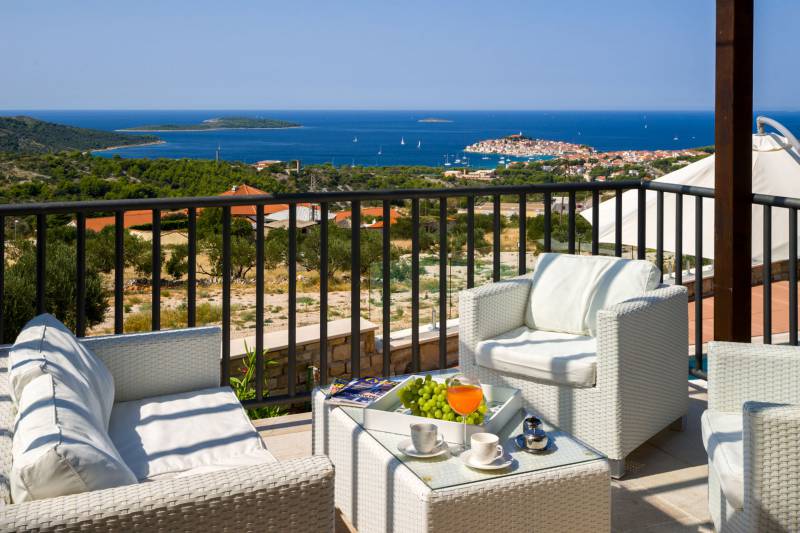 Villa Blue Lagoon with Swimming Pool Primošten