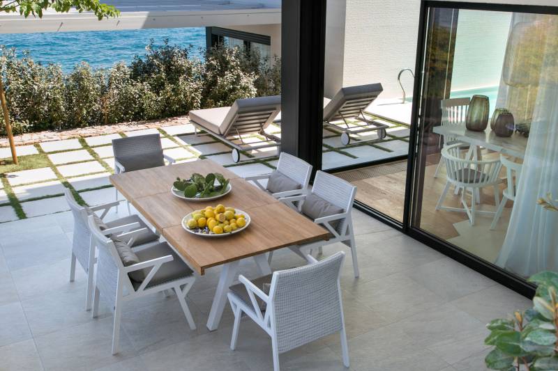 Omega Villas Complex Brač