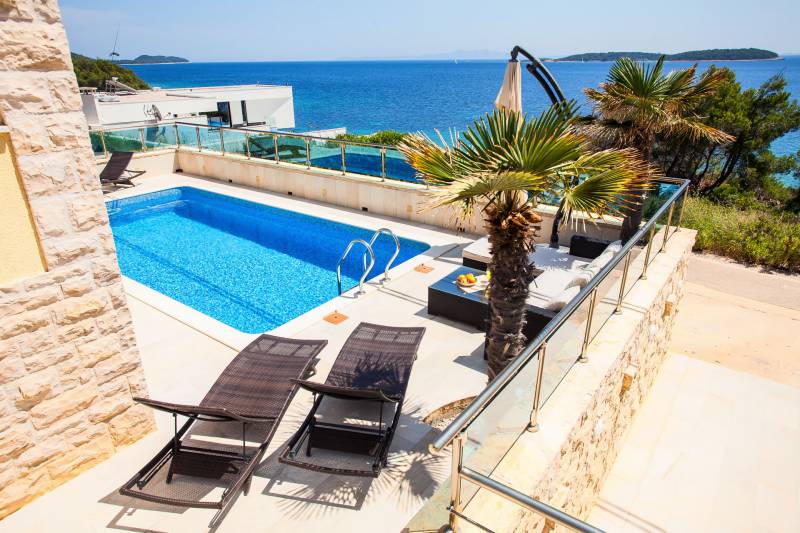 Beachfront Villa Sea Sound with Pool Korčula