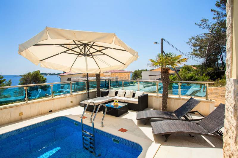 Beachfront Villa Sea Sound with Pool Korčula