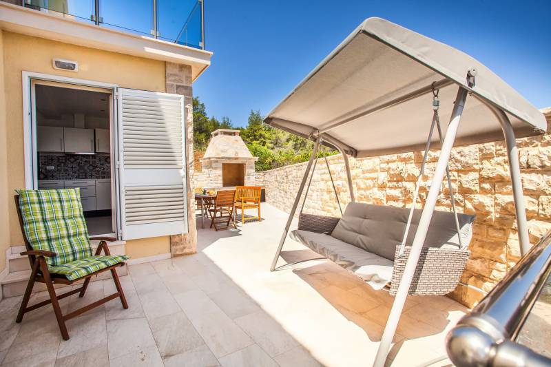 Beachfront Villa Sea Sound with Pool Korčula