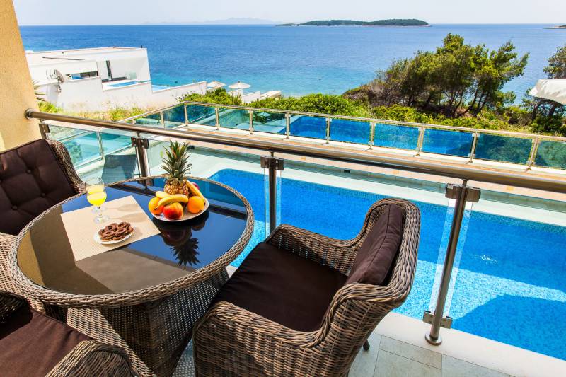 Beachfront Villa Sea Sound with Pool Korčula