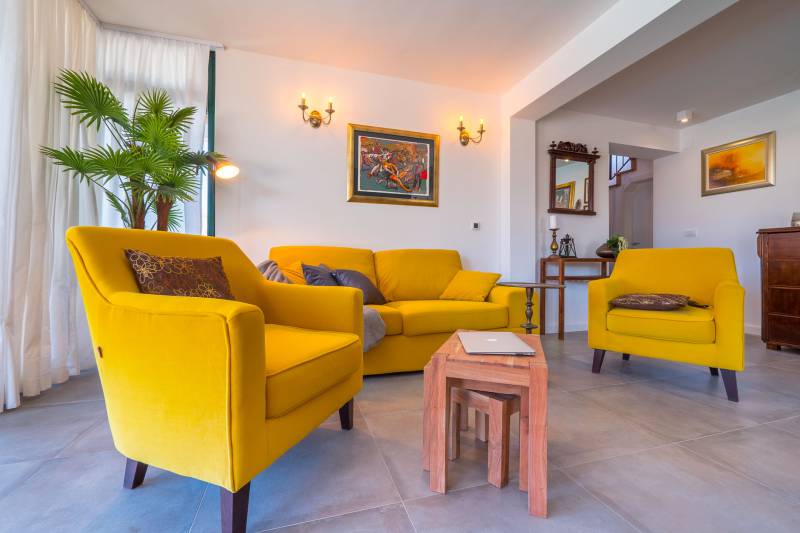 Kuća za Odmor Gardenia s Bazenom Šolta
