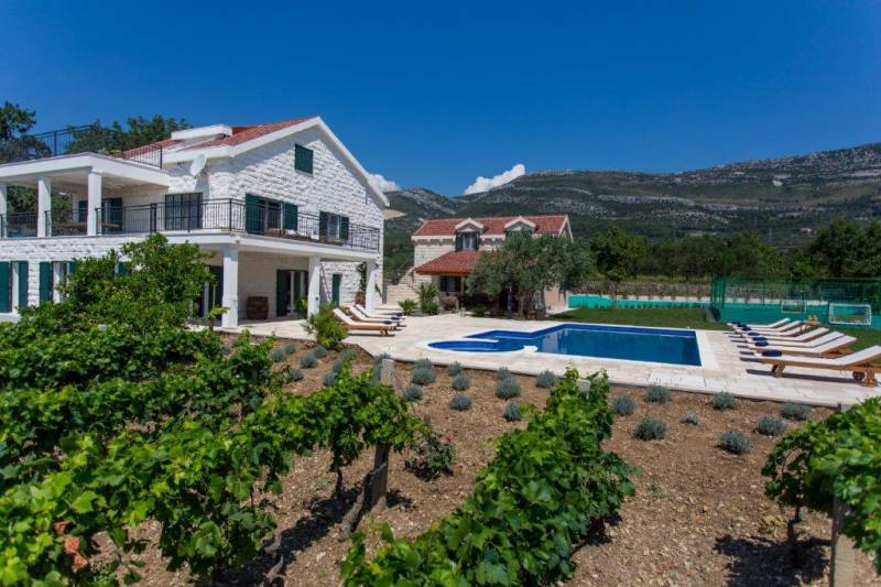 Luxury Villa Mir with Pool Trogir