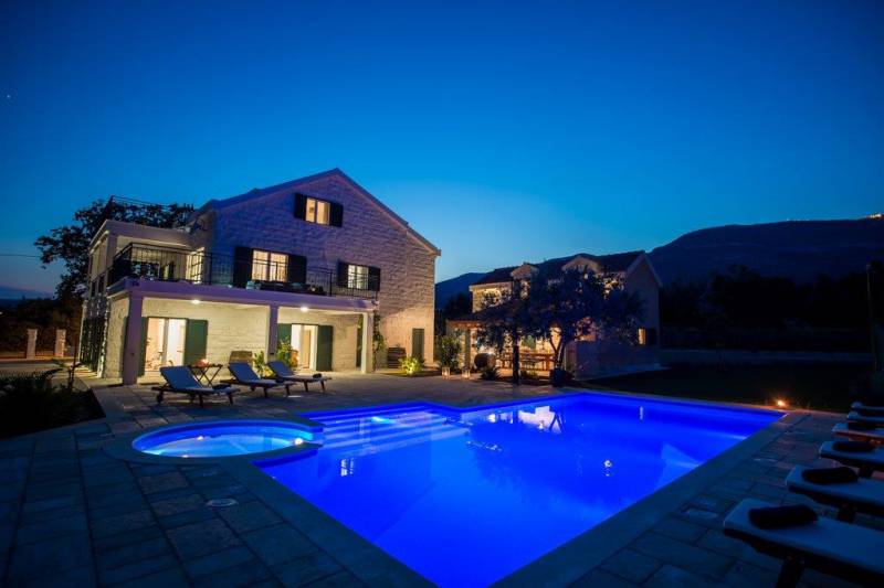 Luxury Villa Mir with Pool Trogir