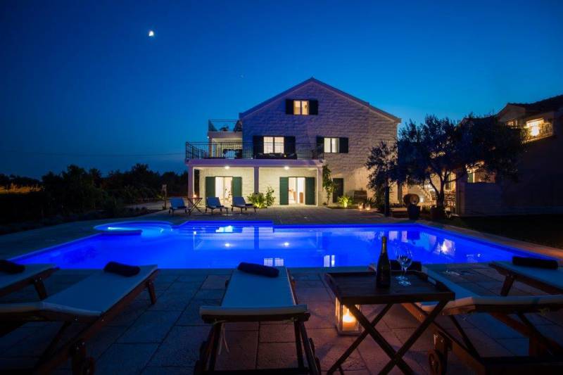 Luxury Villa Mir with Pool Trogir