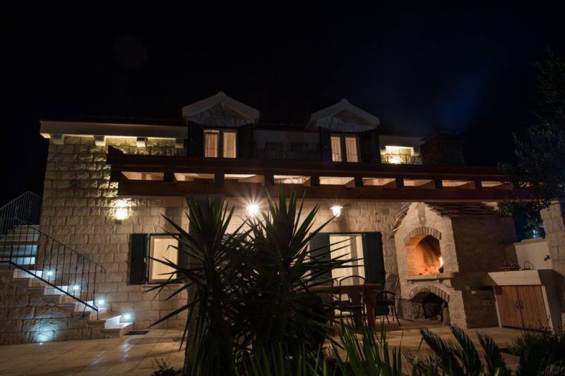 Luxury Villa Mir with Pool Trogir