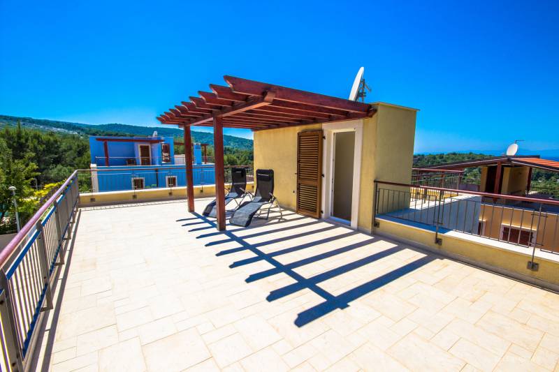 Villa Brac Hill Apolon with Pool Brač